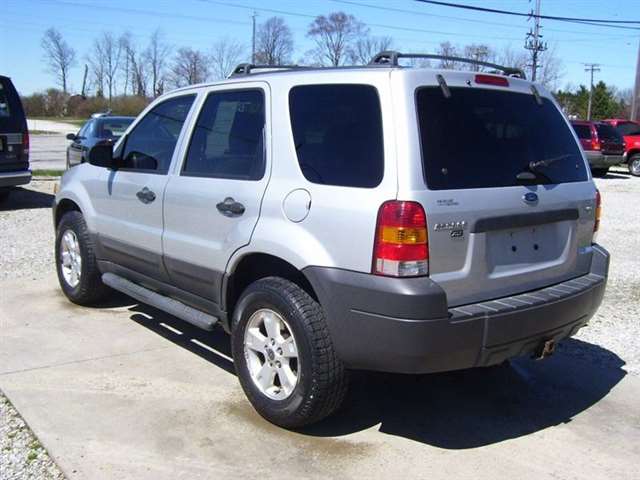 2006 Ford Escape AWD XLT 4dr SUV w/3.0L